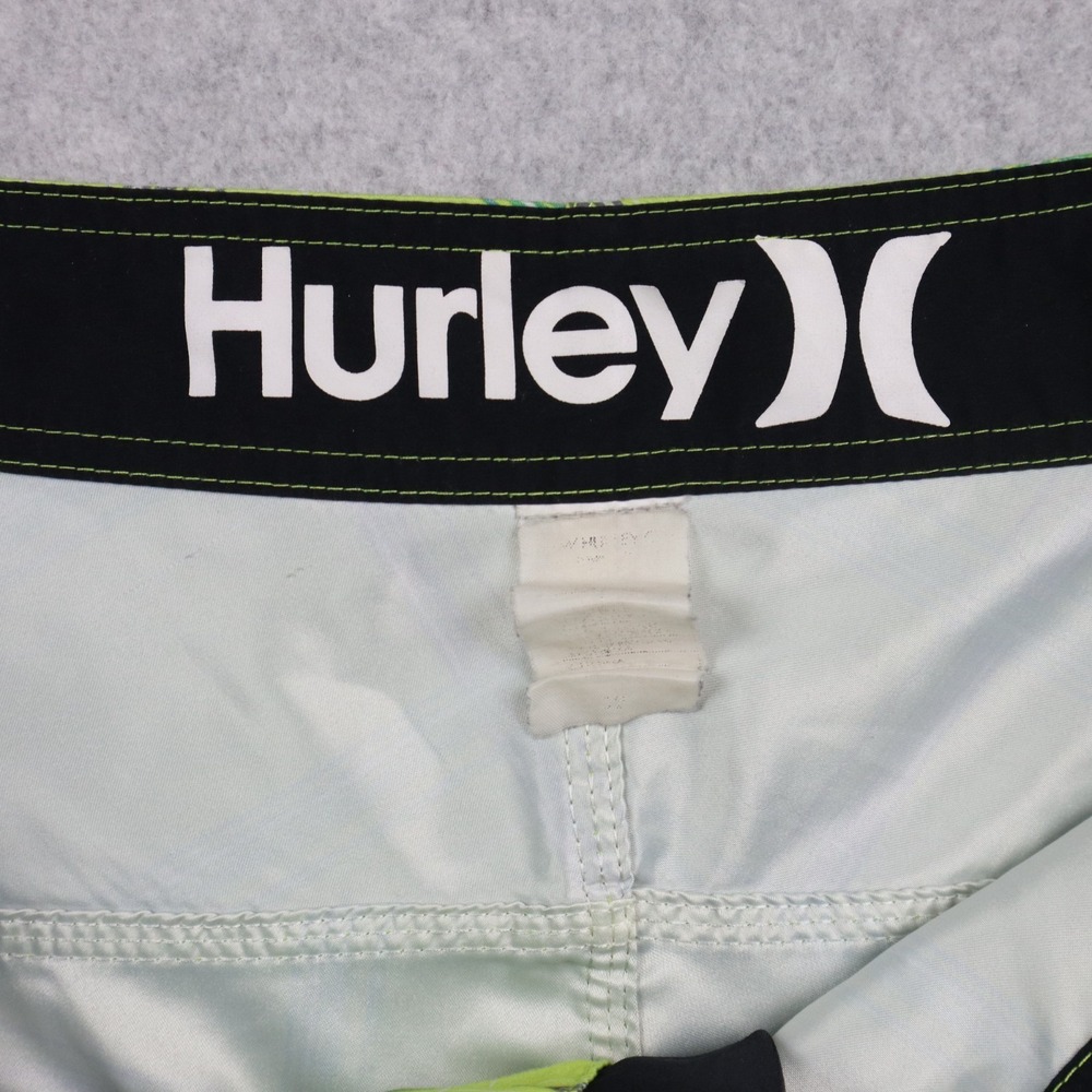 Hurley Board Shorts Mens 34 Cargo Pocket Surf Swim Beach Trunks Lime Green Plaid - Picture 3 of 8
